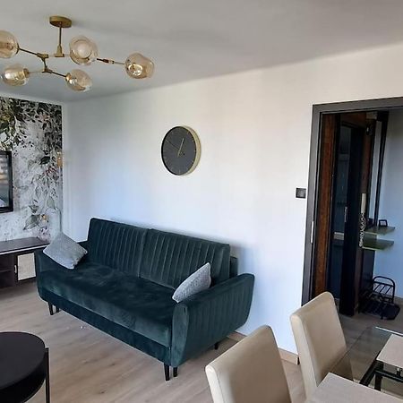 Green Apartament 21 오시비엥침 외부 사진