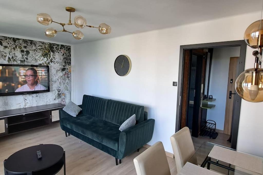 Green Apartament 21 오시비엥침 외부 사진